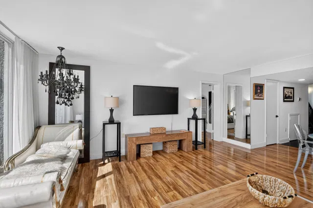  Residence photo 17