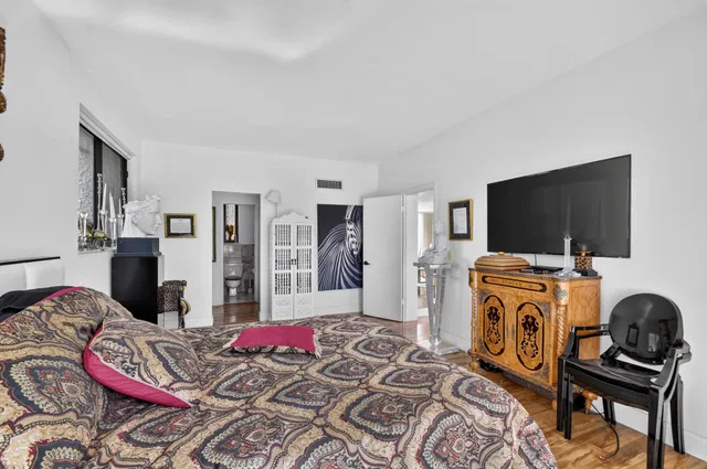  Residence photo 22