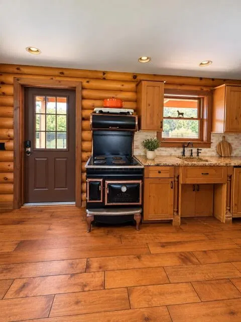  Residence photo 8