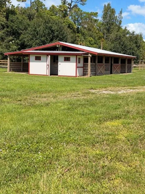  Residence photo 28