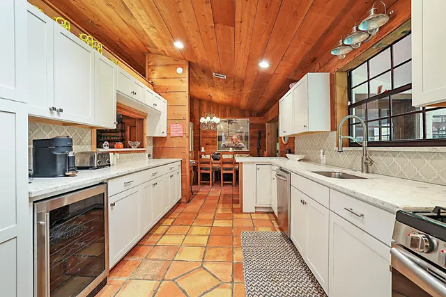 Residence photo 10