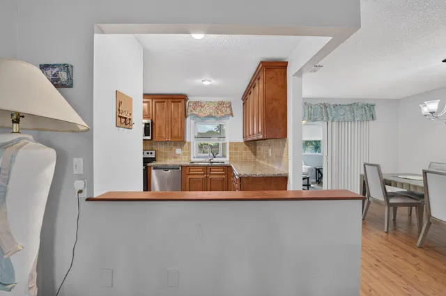 Residence photo 8