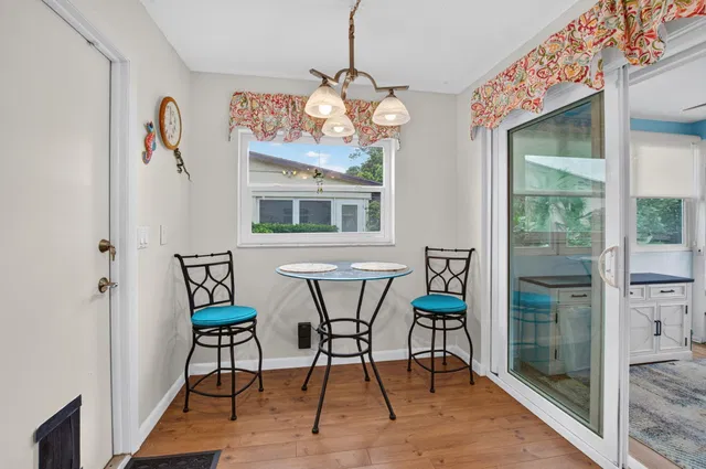 Residence photo 12