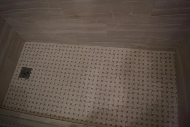  Unit 804 photo 33