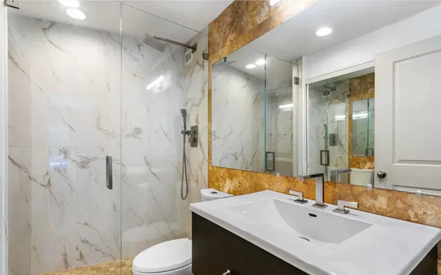 Palm Beach Towers, Palm Beach Unit 222A photo 9