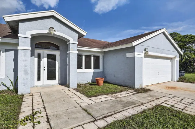Residence photo 5
