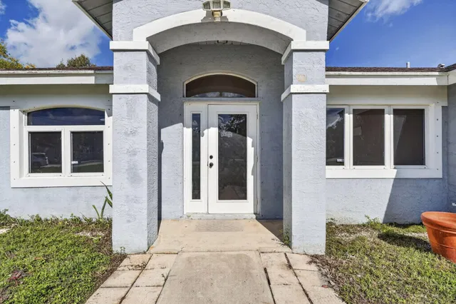 Residence photo 6