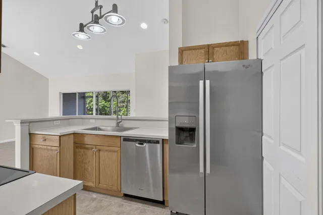 Residence photo 24