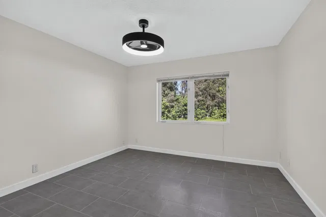 Residence photo 35