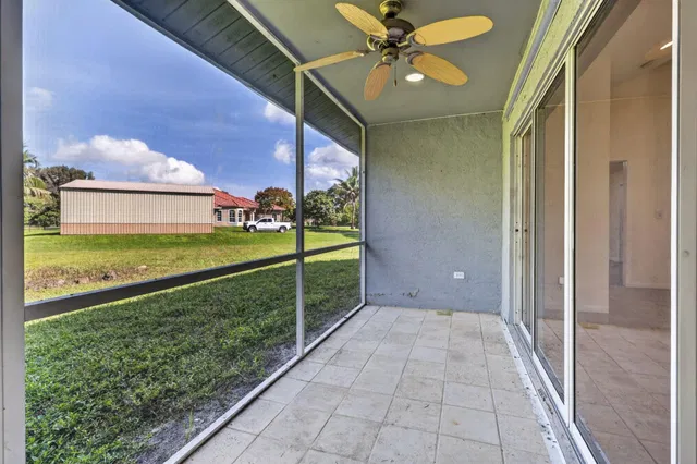 Residence photo 47