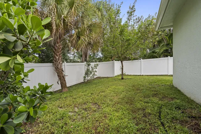 Rocky Point Residence photo 36