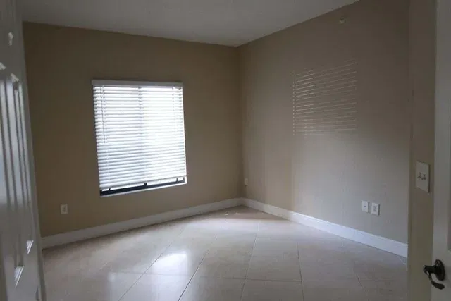 Unit 106 photo 5