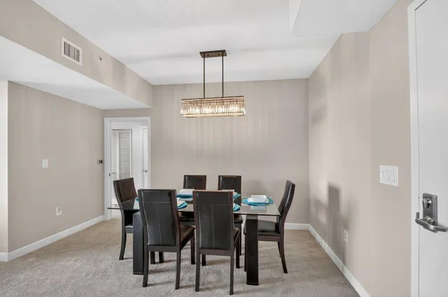  Residence photo 8