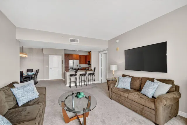  Residence photo 14