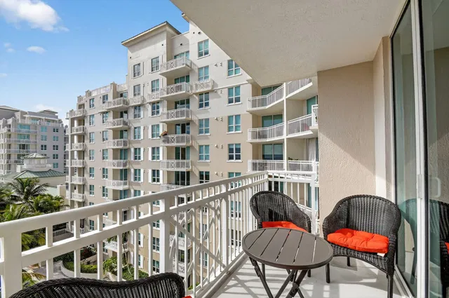  Residence photo 20
