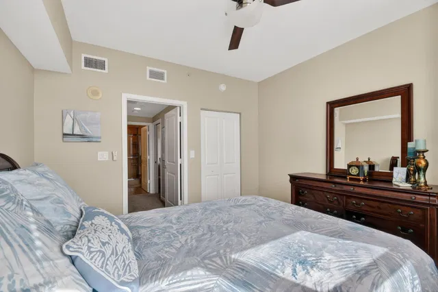  Residence photo 34