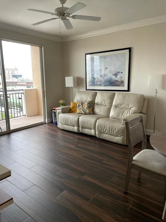 The Montecito Unit 1007 photo 5