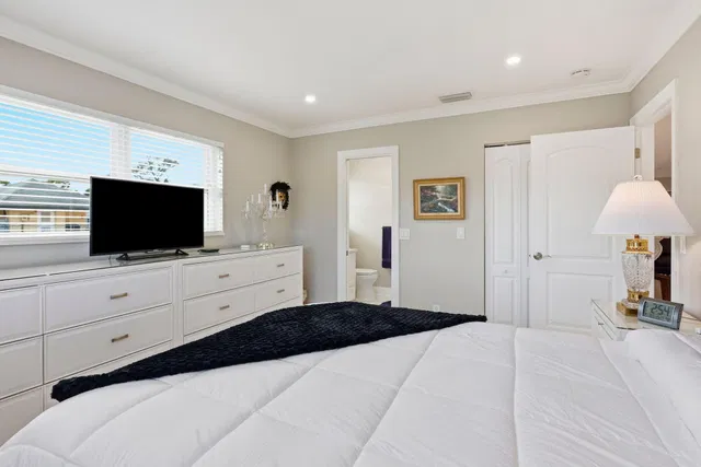 Residence photo 22