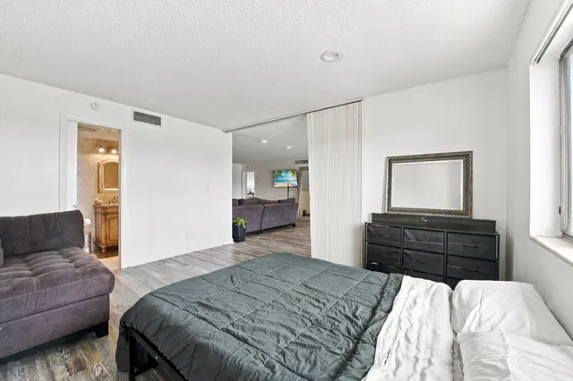  Unit 303 photo 37