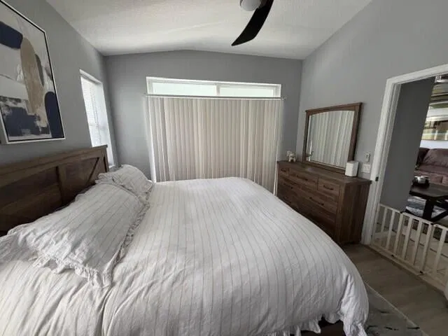Residence photo 2