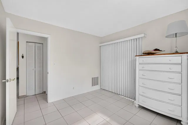 Residence photo 23