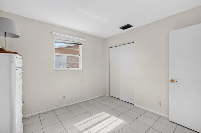 Residence photo 26