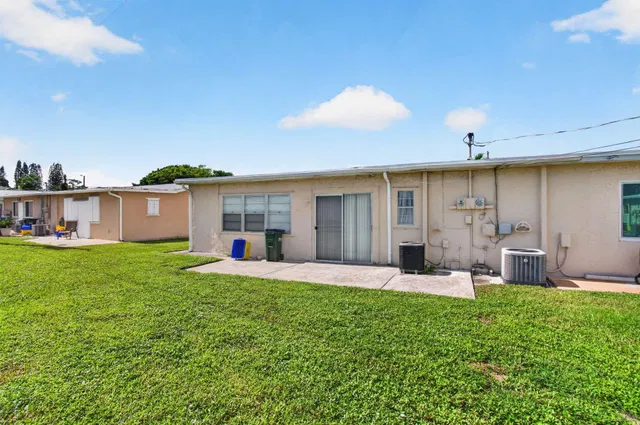 Residence photo 37