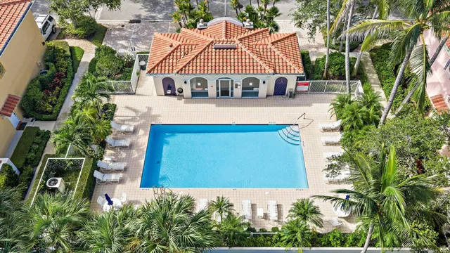 Residence photo 4