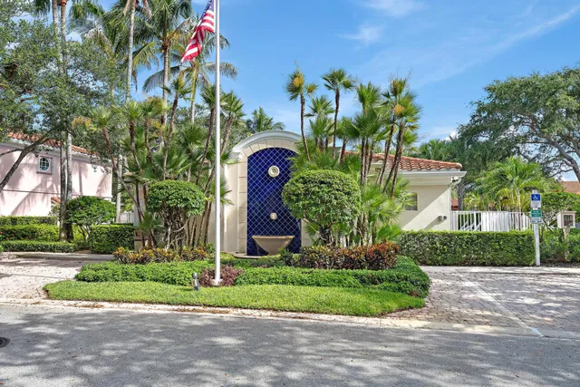 Residence photo 6