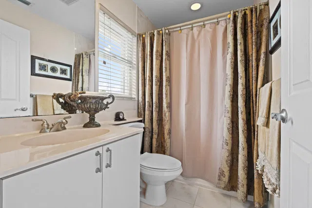 Residence photo 24