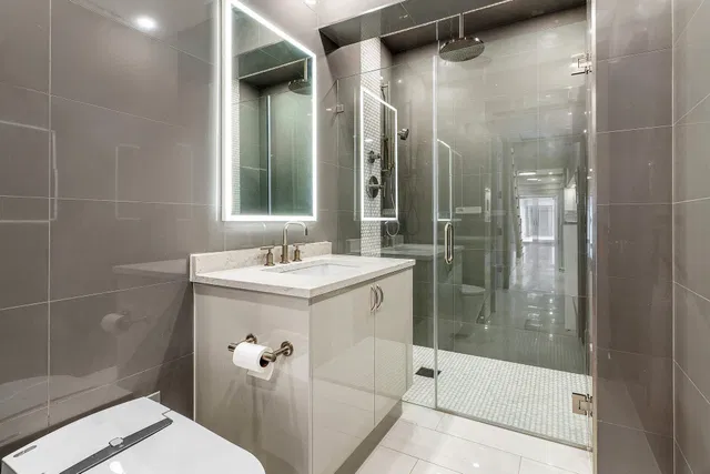  Residence photo 32