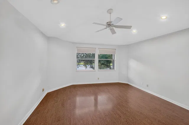 Residence photo 27