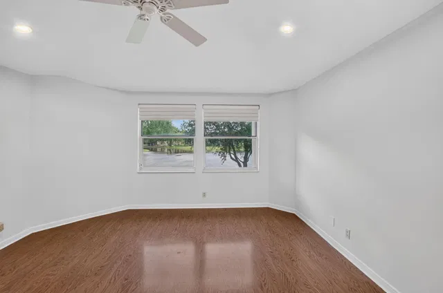 Residence photo 28