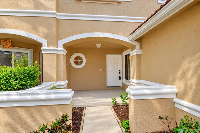  Residence photo 4
