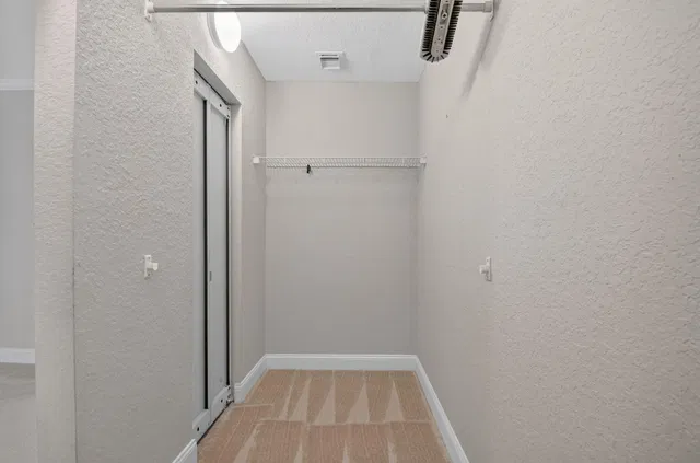  Residence photo 28