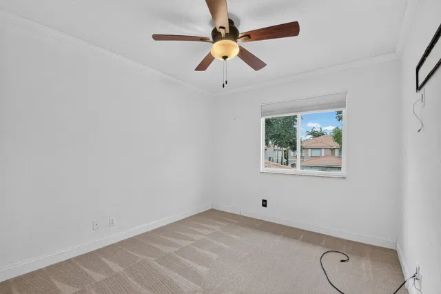 Residence photo 34