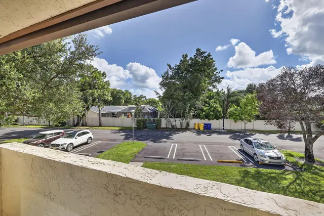  Residence photo 10