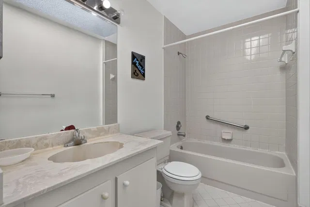  Residence photo 11