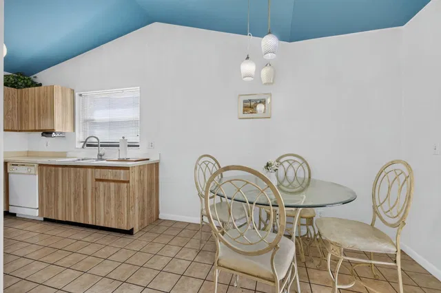  Residence photo 21