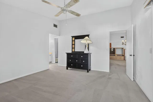  Residence photo 29