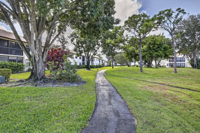  Residence photo 48