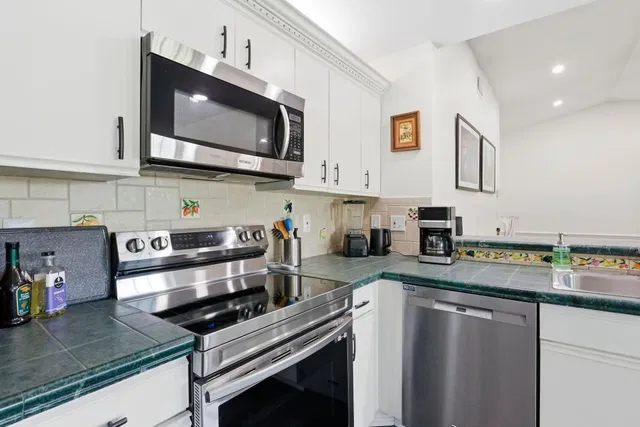 Residence photo 14