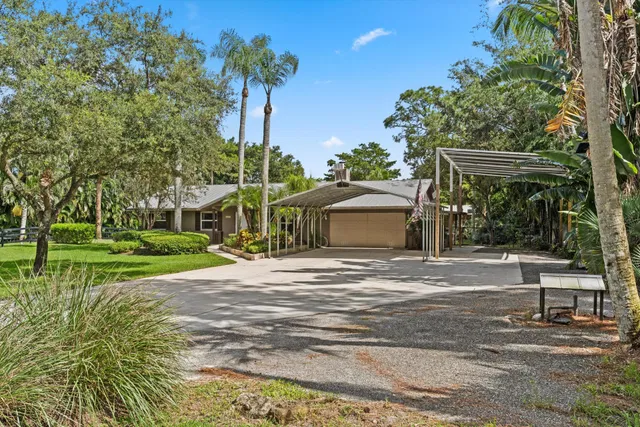  Residence photo 6
