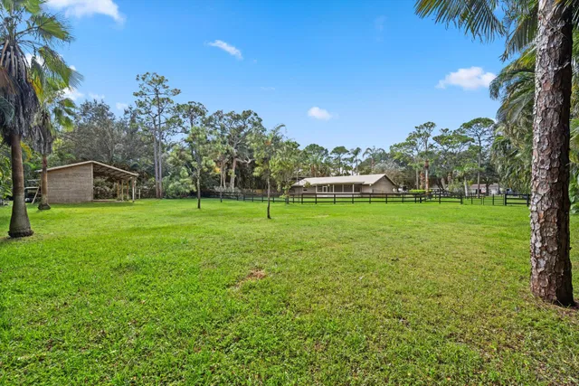  Residence photo 10