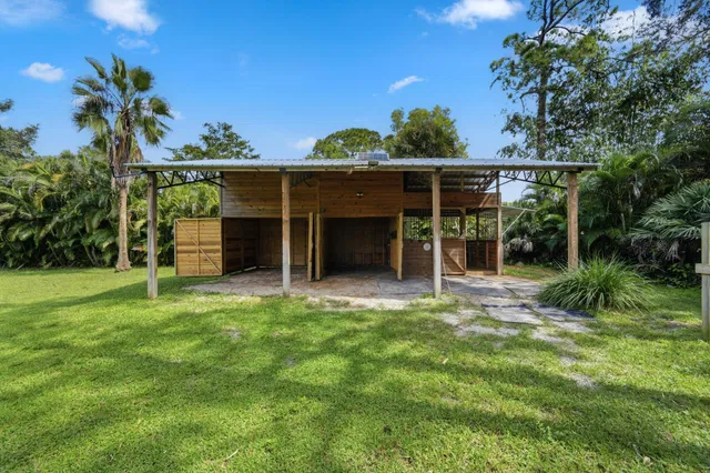 Residence photo 17