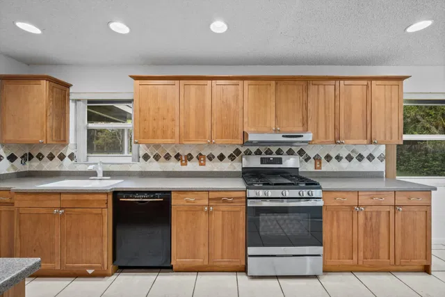  Residence photo 34