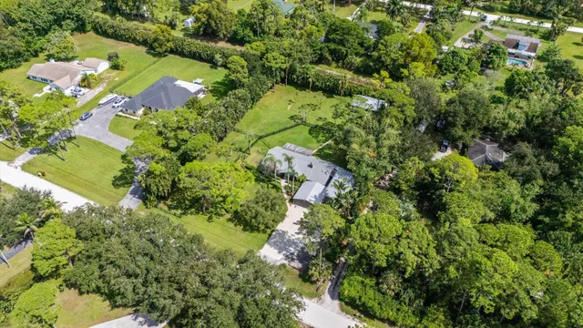  Residence photo 51