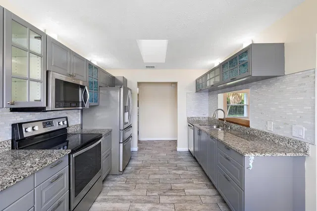 Residence photo 21