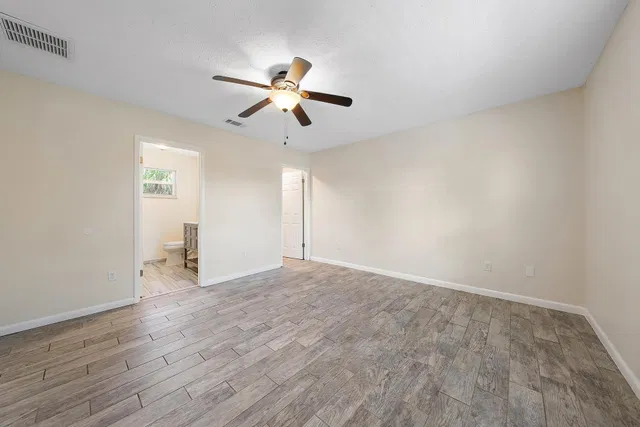  Residence photo 23