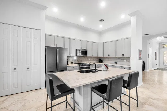 Residence photo 11
